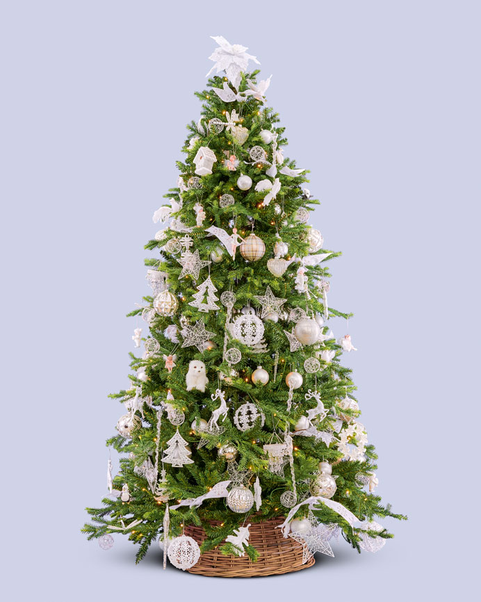 Decoratie kerstboom indrukwekkend sprookjesachtig